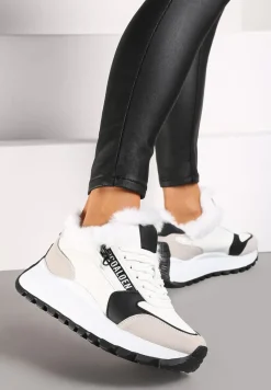 Białe Sneakersy na Platformie z Napisem Sznurowaniem i Futerkiem Vazina