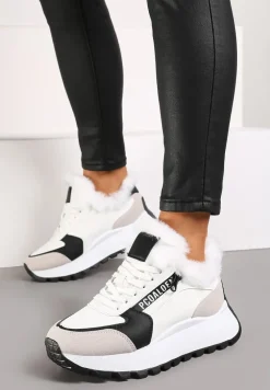 Białe Sneakersy na Platformie z Napisem Sznurowaniem i Futerkiem Vazina