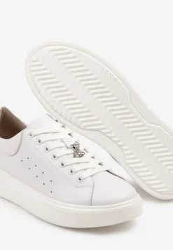 Białe Sneakersy Skórzane z Metaliczną Aplikacją i Perforacją Xalzeki