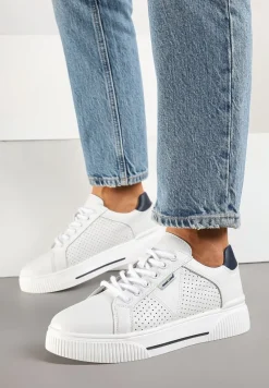 Białe Sneakersy Typu Tenisówki ze Skóry Naturalnej z Ozdobną Perforacją Vivallie