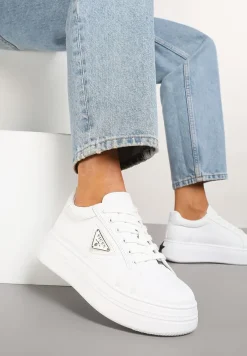 Białe Sneakersy Vices na Grubej Podeszwie Zdobione Aplikacją Aranellis