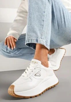 Białe Sneakersy Vices na Platformie Ozdobione Metaliczną Aplikacją Nelviera