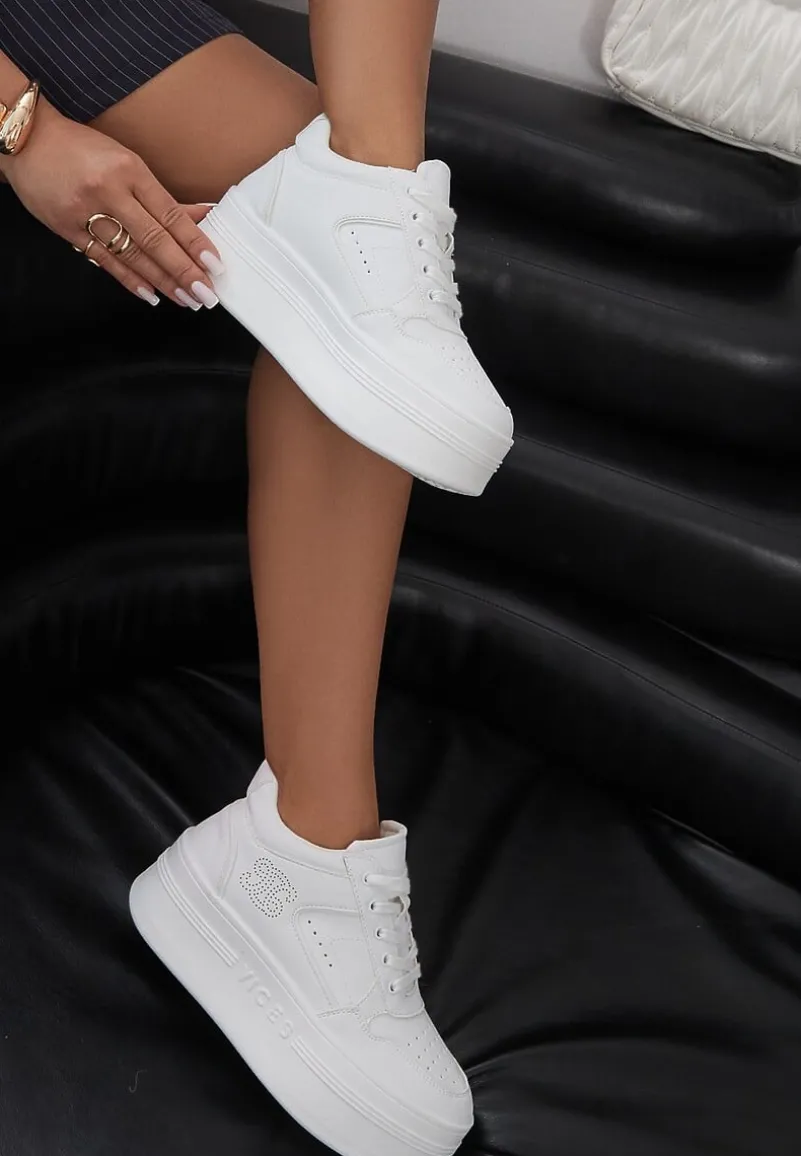 Białe Sneakersy Vices na Platformie Ozdobione Metalicznymi Aplikacjami Nelanil