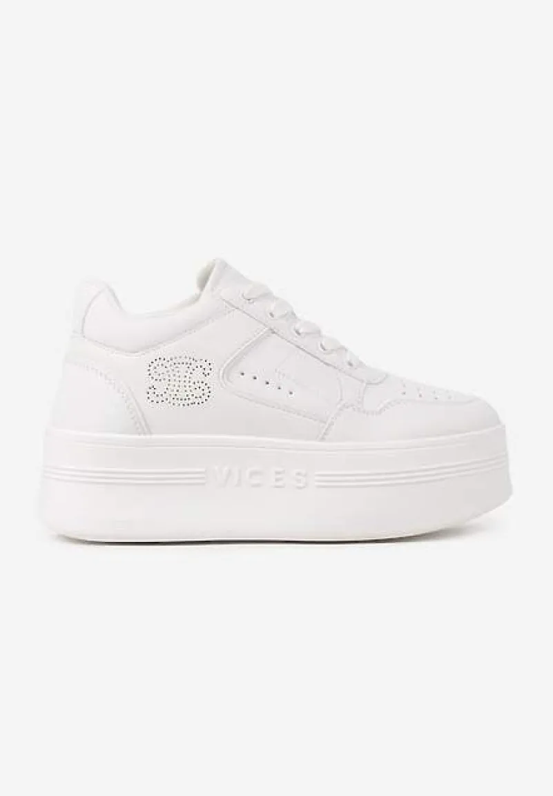 Białe Sneakersy Vices na Platformie Ozdobione Metalicznymi Aplikacjami Nelanil