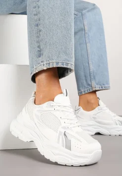 Białe Sneakersy Vices na Platformie Ozdobione Tłoczeniem Natiselle