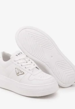 Białe Sneakersy Vices na Platformie z Perforacją i Geometryczną Aplikacją Vilvesia