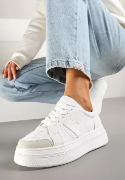 Białe Sneakersy Vices na Platformie z Gwiazdką Fenarra