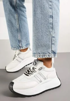 Białe Sneakersy Vices na Platformie z Metalicznymi Paskami Lenela