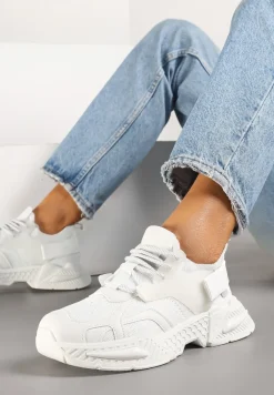 Białe Sneakersy w Streetwearowym Stylu z Ozdobnym Rzepem Akkaria