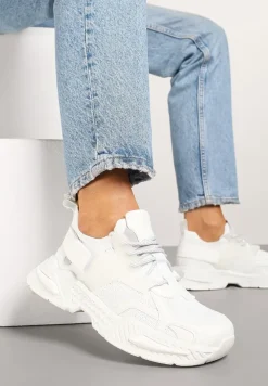 Białe Sneakersy w Streetwearowym Stylu z Ozdobnym Rzepem Akkaria