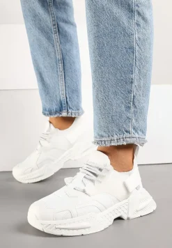 Białe Sneakersy w Streetwearowym Stylu z Ozdobnym Rzepem Akkaria