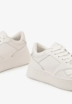 Białe Sneakersy z Cholewką przed Kostkę na Platformie Liciana