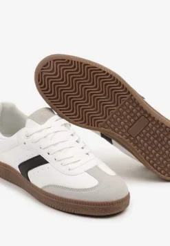 Białe Sneakersy z Perforacją w Stylu Tenisówek Olirielis