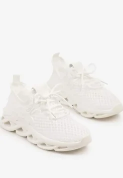 Białe Sneakersy z Siateczki na Piankowej Podeszwie z Wycięciami Sanilova