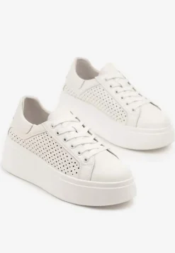 Białe Sneakersy ze Skóry na Niskiej Platformie Milkio