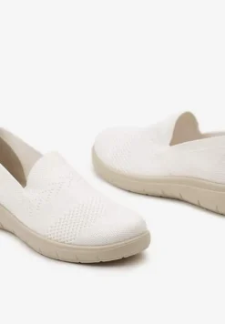 Białe Sportowe Tenisówki z Elastyczną Materiałową Cholewką Nobilara