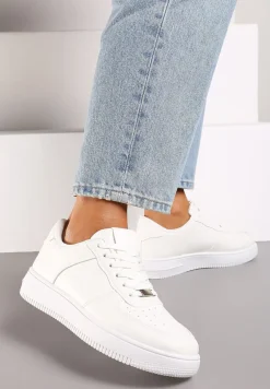 Białe Sznurowane Sneakersy Ozdobione Perforacją Ellemisa