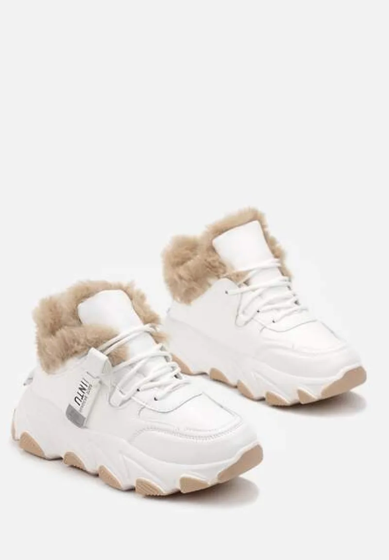 Białe Sznurowane Sneakersy Chunky z Futerkiem i Grubą Podeszwą Nimfore