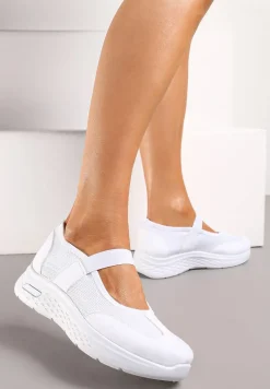 Białe Tenisówki na Płaskiej Podeszwie z Perforacją i Elastyczną Wstawką Xolema