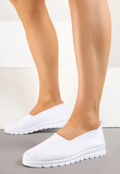 Białe Tenisówki Ozdobione Tłoczeniem z Elastyczną Cholewką Ivelfitia