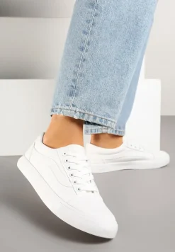 Białe Tenisówki Trampki z Niską Cholewką Ozdobione Geometrycznym Wzorem Wioressa