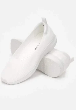 Białe Tenisówki Wsuwane z Elastyczną Cholewką Calvinus