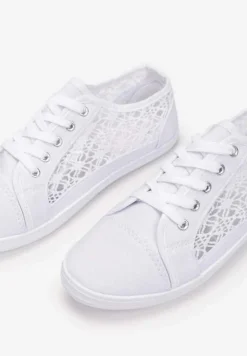 Białe Tenisówki z Ażurowymi Wstawkami Po Bokach Salessa