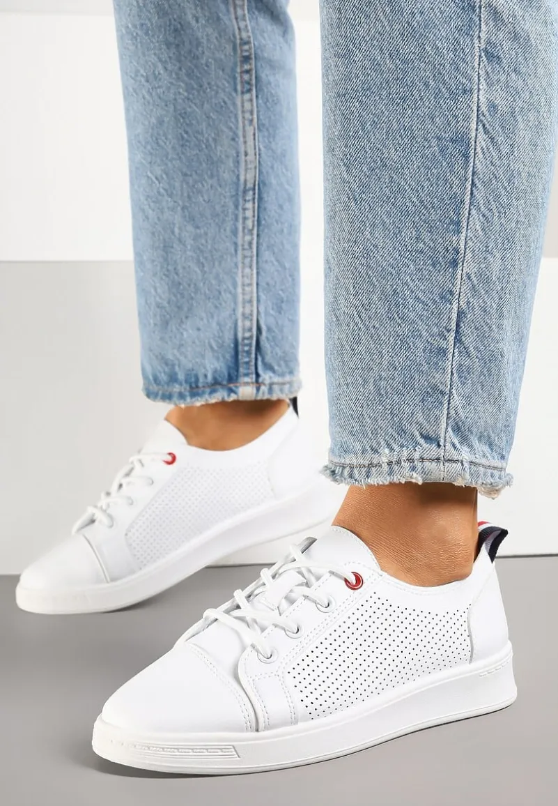 Białe Tenisówki z Ozdobną Perforacją przy Cholewce Tanariela