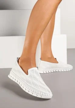 Białe Tenisówki ze Skóry Naturalnej Zdobione Perforacją Gonessea