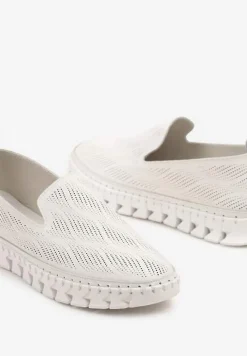 Białe Tenisówki ze Skóry Naturalnej Zdobione Perforacją Gonessea