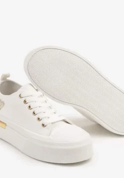 Białe Trampki na Platformie z Metalicznymi Sercami Florvila