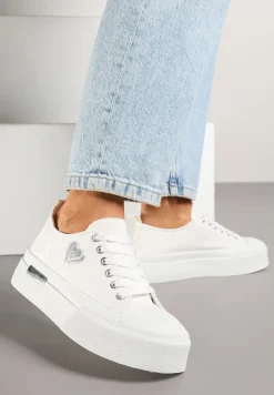 Białe Trampki na Platformie z Ozdobnym Napisem i Sercem Laviere