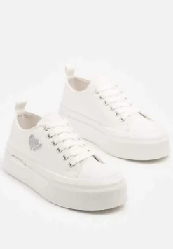 Białe Trampki na Platformie z Ozdobnym Napisem i Sercem Laviere
