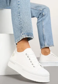 Białe Trampki na Platformie z Metaliczną Ozdobą Afleeria