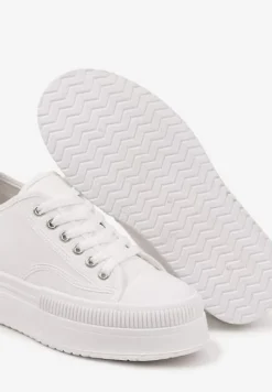 Białe Trampki na Platformie z Metaliczną Ozdobą Afleeria