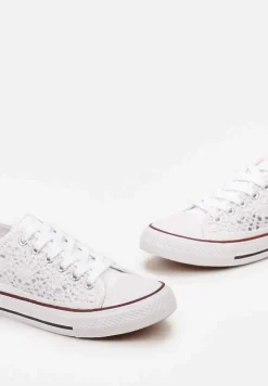 Białe Trampki z Krótką Ażurową Cholewką Paerina