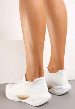 Białe Wsuwane Buty Sportowe z Elastyczną Cholewką i Ozdobną Podeszwą Instonia