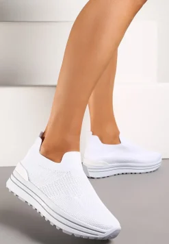 Białe Wsuwane Buty Sportowe z Miękką Cholewką na Niskiej Platformie Dionema