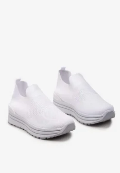 Białe Wsuwane Buty Sportowe z Miękką Cholewką na Niskiej Platformie Dionema
