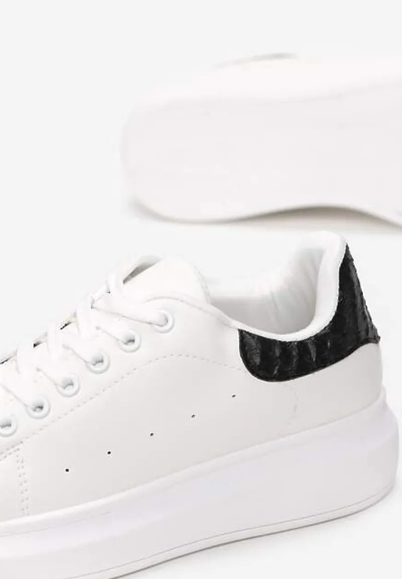 Biało-Czarne Sneakersy na Niskiej Platformie w Klasycznym Stylu Lucid Dream