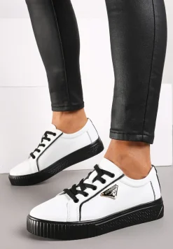 Biało-Czarne Sneakersy na Płaskiej Podeszwie ze Skóry z Metaliczną Ozdobą Melabra