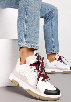 Biało-Czarne Sneakersy Ozdobione Brokatem z Oryginalnym Sznurowaniem Patricie