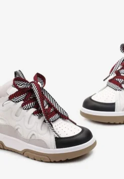 Biało-Czarne Sneakersy Ozdobione Brokatem z Oryginalnym Sznurowaniem Patricie