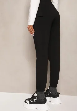 Biało-Czarny Komplet Dresowy Bluza o Krótkim Fasonie i Klasyczne Spodnie z Gumką w Talii Migosta