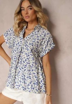 Biało-Granatowa Bluzka z Bawełną o Kroju Koszuli Ozdobiona Falbankami Rissaila