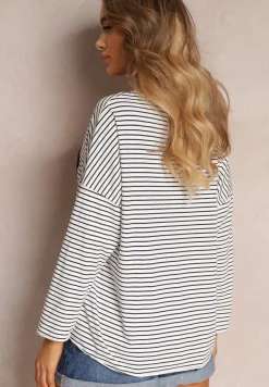 Biało-Granatowa Oversizowa Bluzka w Paski z Haftowanym Napisem i Dekoltem V Rowania
