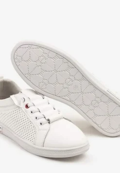 Biało-Granatowe Skórzane Tenisówki Pod Kostkę z Ozdobną Perforacją Mlinntia