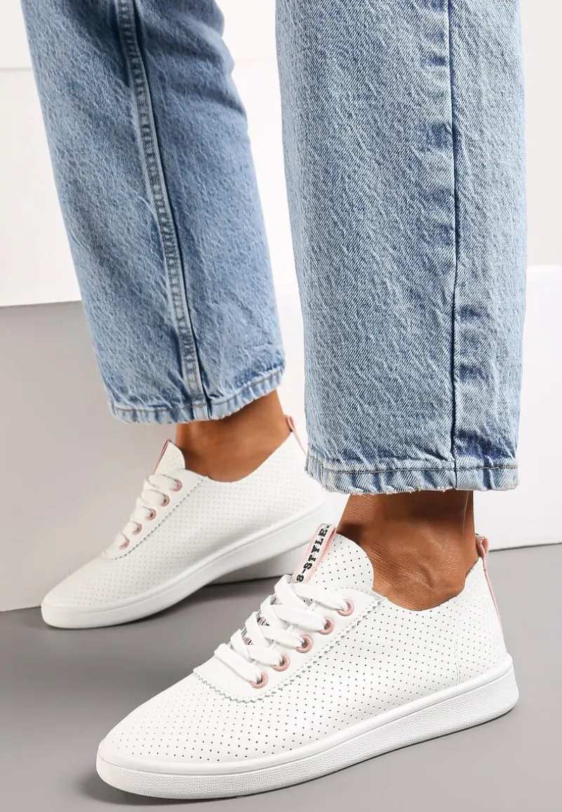 Biało-Różowe Tenisówki Ozdobione Taśmą z Napisem na Języku i Pięcie Cholewka z Perforacją Aelita