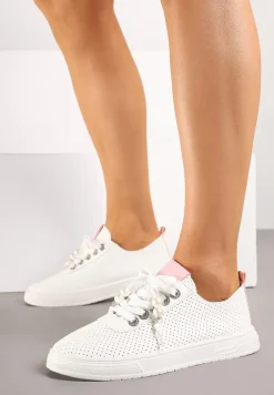 Biało-Różowe Tenisówki Zdobione Perforacją i Aplikacjami z Cyrkonii i Pereł Pasurelia