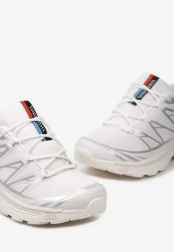 Biało-Srebrne Sneakersy z Ozdobnymi Wstawkami i Ściąganą Gumką Aineri